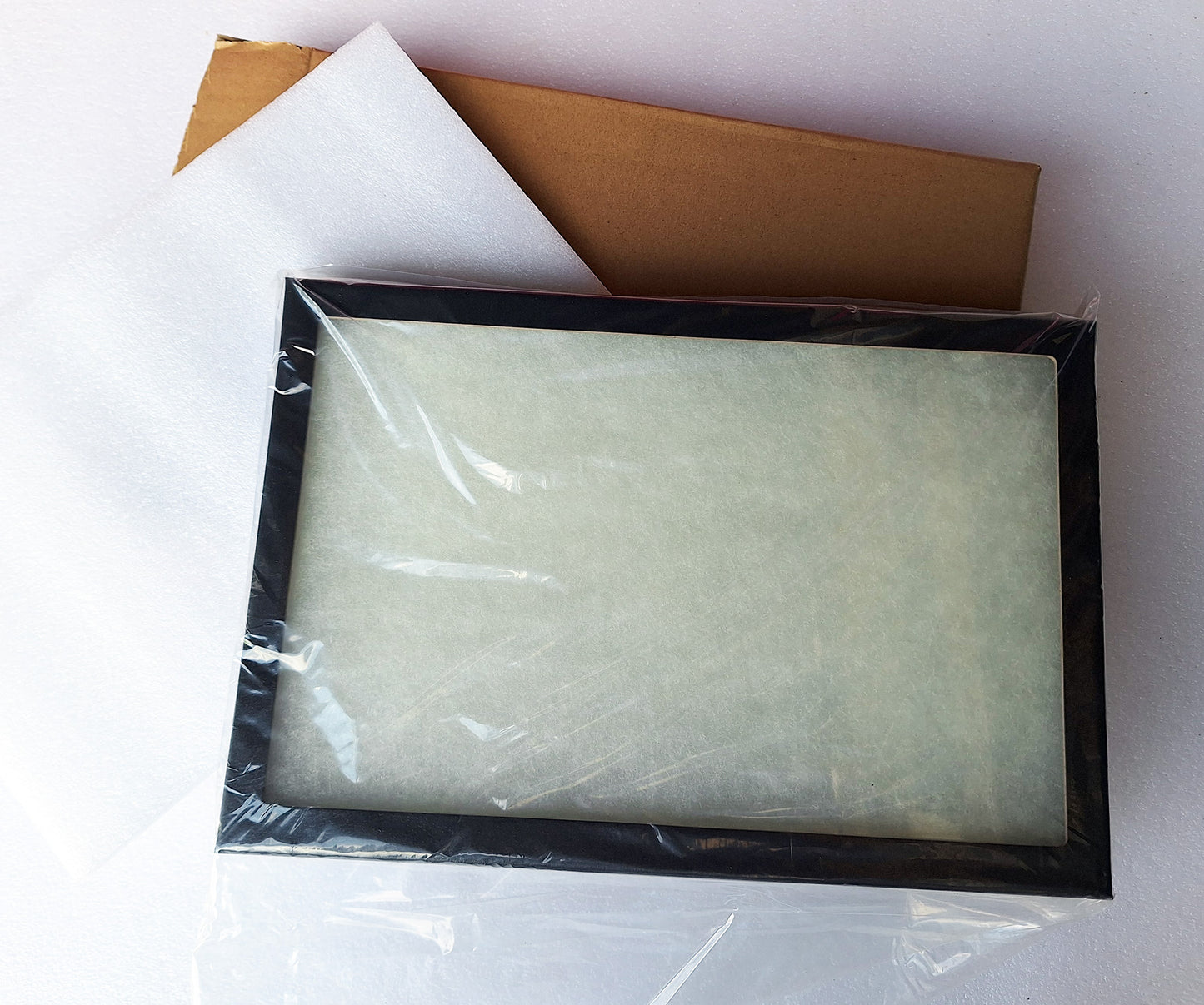 Sammelvitrine, Ordenvitrine, Schaukasten mit Echtglasscheibe klein, 31 x 21 x 2,5cm