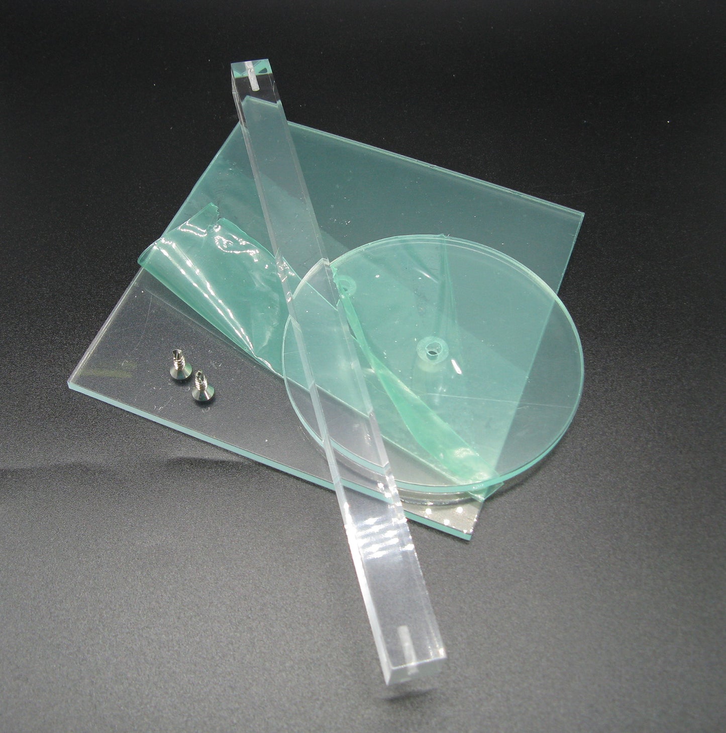 3 tlg. Helmständer, Mützenständer 25cm hoch, größere Grundplatte Art.Nr. 1472