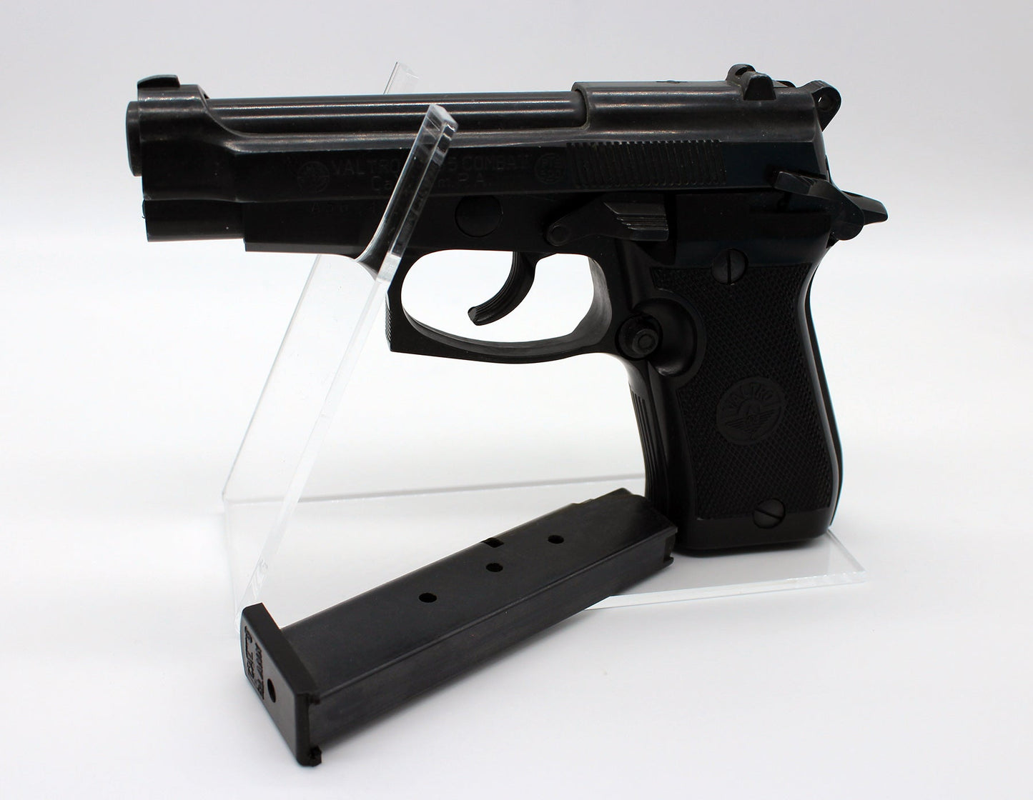 Werksverkauf - 5 Stück Waffenständer Winkel Runde Aufnahme Art.Nr. 825