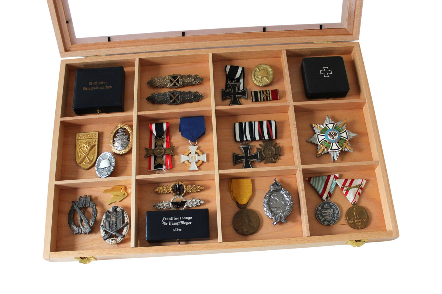 NEU IM SHOP! SONDERPREIS  - Ordenvitrine aus Echtholz Buche – abschließbar, entnehmbarer Facheinsatz